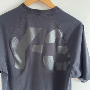 Y3 Men’s small shirt